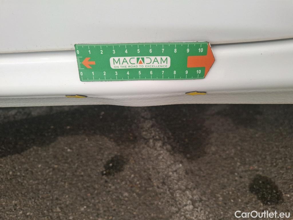  Peugeot  208 PEUGEOT  / 2015 / 5P / Berline &BLUEHDI 100 €6.c S&S ALLURE BUSINESS #15