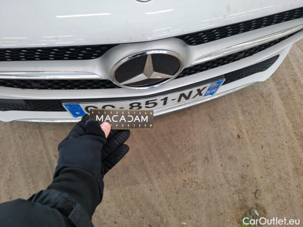  Mercedes  CLA-Klasse MERCEDES-BENZ CLA Coupe / 2019 / 4P / Coupé CLA 200 d Business Line BA8 #1