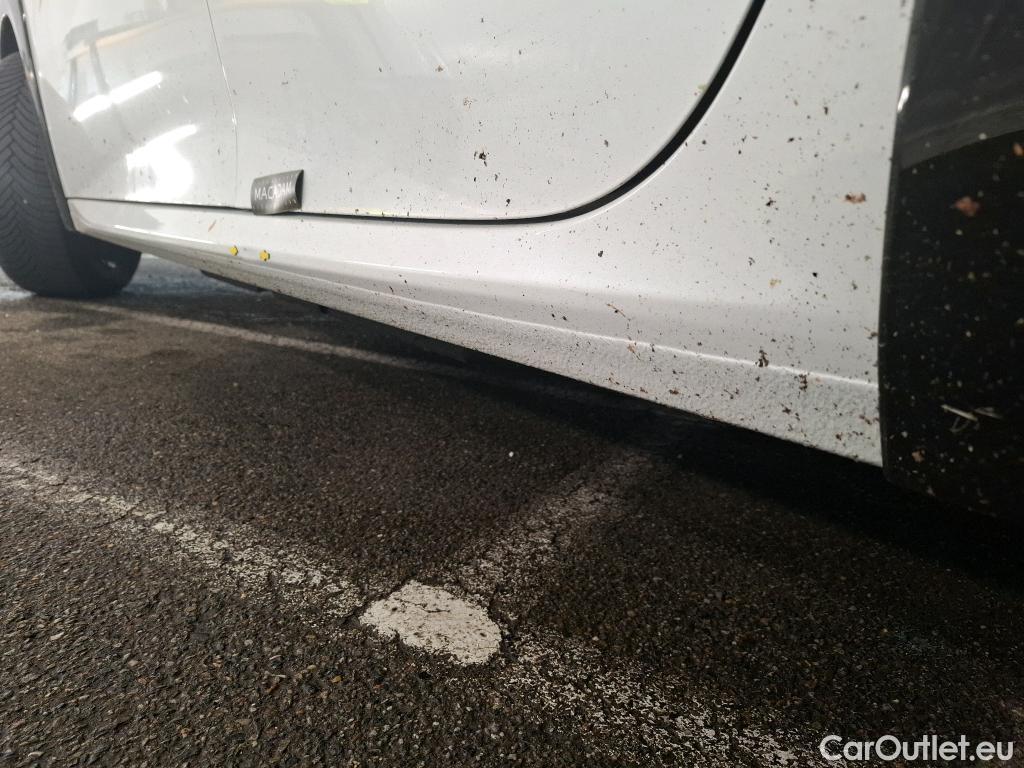  Peugeot  208  (e-) Active Business 50kWh BVA #21