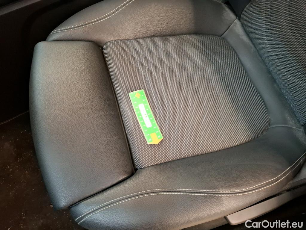  Mercedes  GLA MERCEDES-BENZ  / 2020 / 5P / SUV  250 e PROGRESSIVE LINE DCT #14