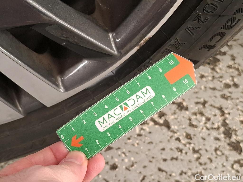  Peugeot  3008  Allure Pack 1.2 PureTech 130CV BVM6 E6d / GARANTIE STELLANTIS 10 ANS VOIR PHOTO 2 #40