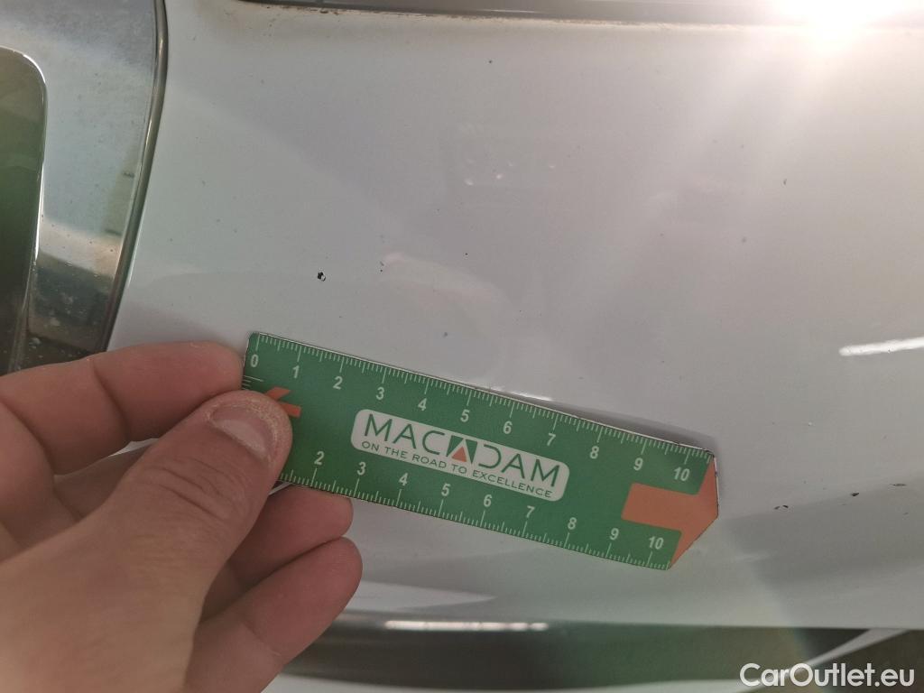  Peugeot  208 PEUGEOT  / 2015 / 5P / Berline &BLUEHDI 100 €6.c S&S ALLURE BUSINESS #23