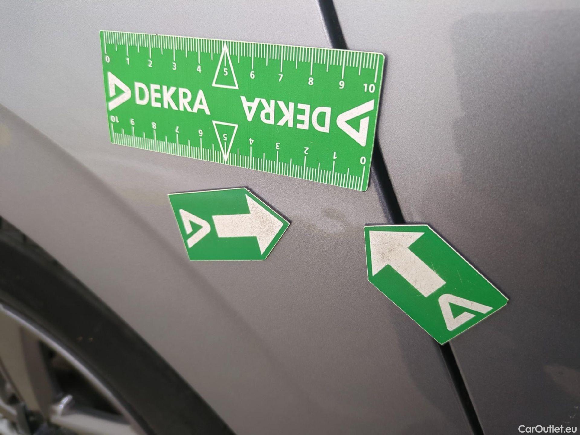  Peugeot  308 PEUGEOT  SW / 2021 / 5P / Break BlueHDi 130 ACTIVE PACK #28