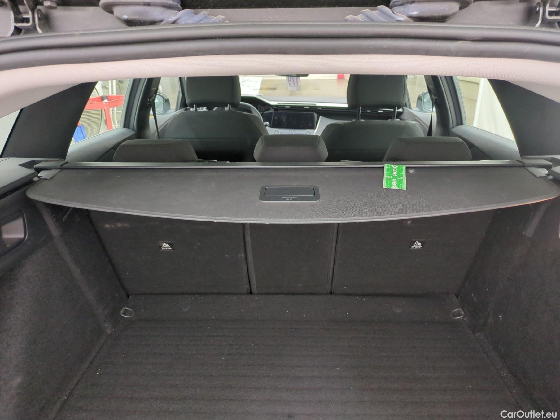  Peugeot  308 PEUGEOT  SW / 2021 / 5P / Break BlueHDi 130 ACTIVE PACK #2