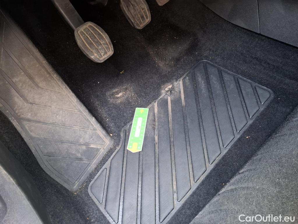  Peugeot  3008  Allure Pack 1.2 PureTech 130CV BVM6 E6d / GARANTIE STELLANTIS 10 ANS VOIR PHOTO 2 #25