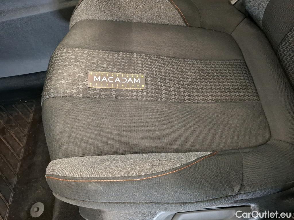  Peugeot  3008  II Active Pack 1.5 HDi 130CV BVA8 E6d #29