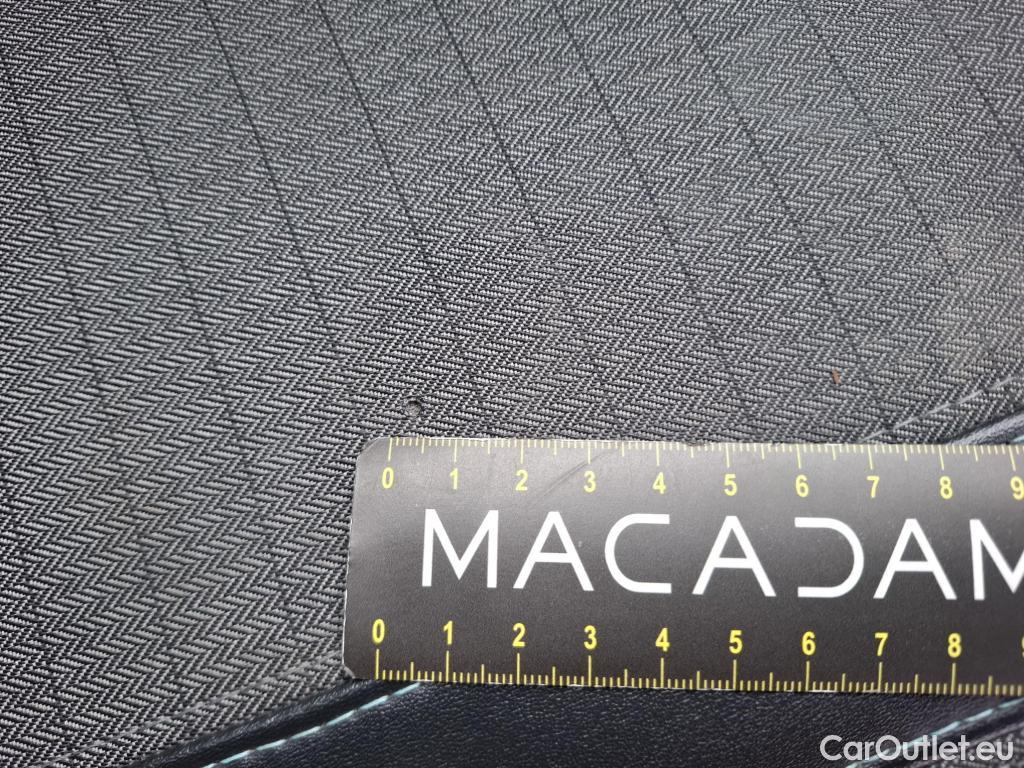  Peugeot  2008  Allure Pack 1.5 HDi 110CV BVM6 E6d #40