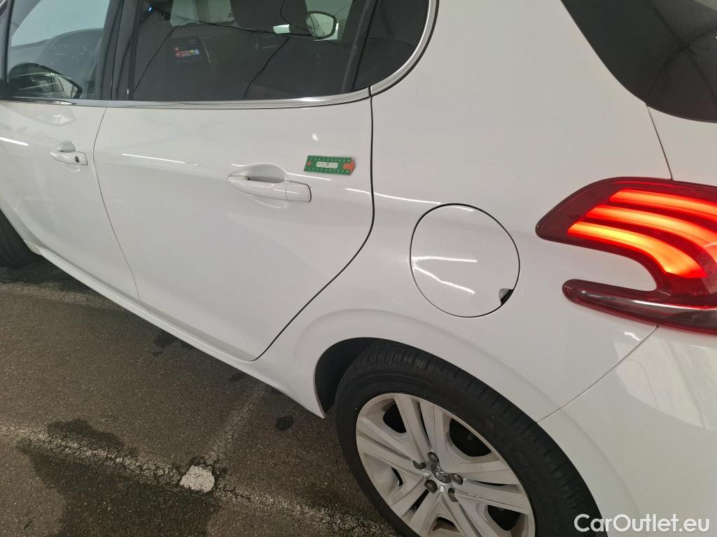  Peugeot  208 PEUGEOT  / 2015 / 5P / Berline &BLUEHDI 100 €6.c S&S ALLURE BUSINESS #19