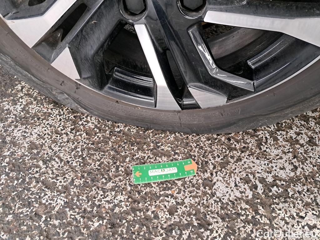  Peugeot  2008  Allure Pack 1.5 HDi 130CV BVA8 E6d #8