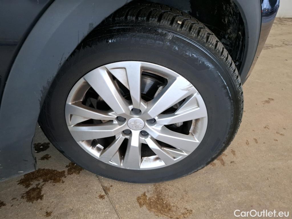  Peugeot  3008  II Active Pack 1.5 HDi 130CV BVA8 E6d #3