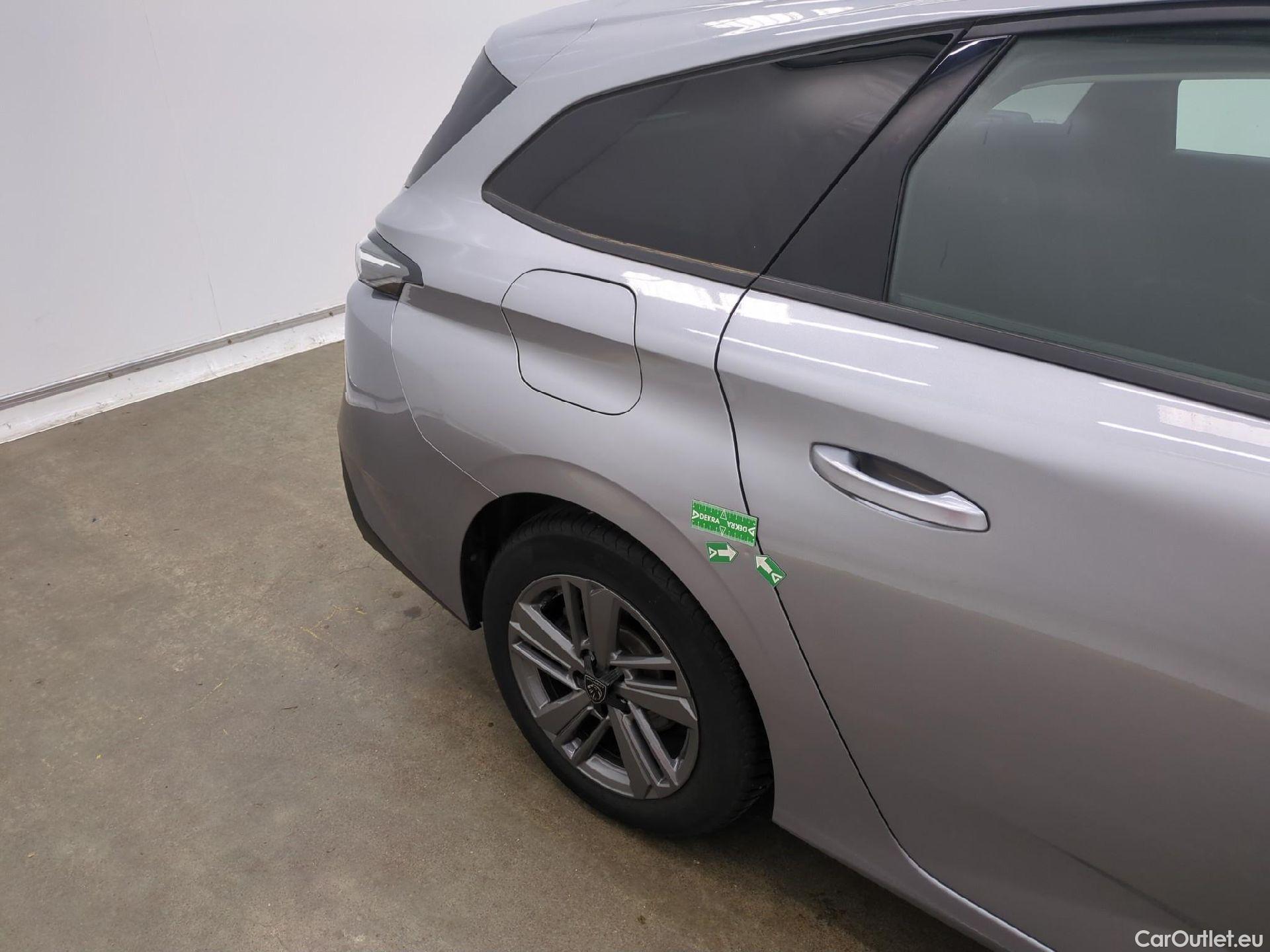  Peugeot  308 PEUGEOT  SW / 2021 / 5P / Break BlueHDi 130 ACTIVE PACK #29