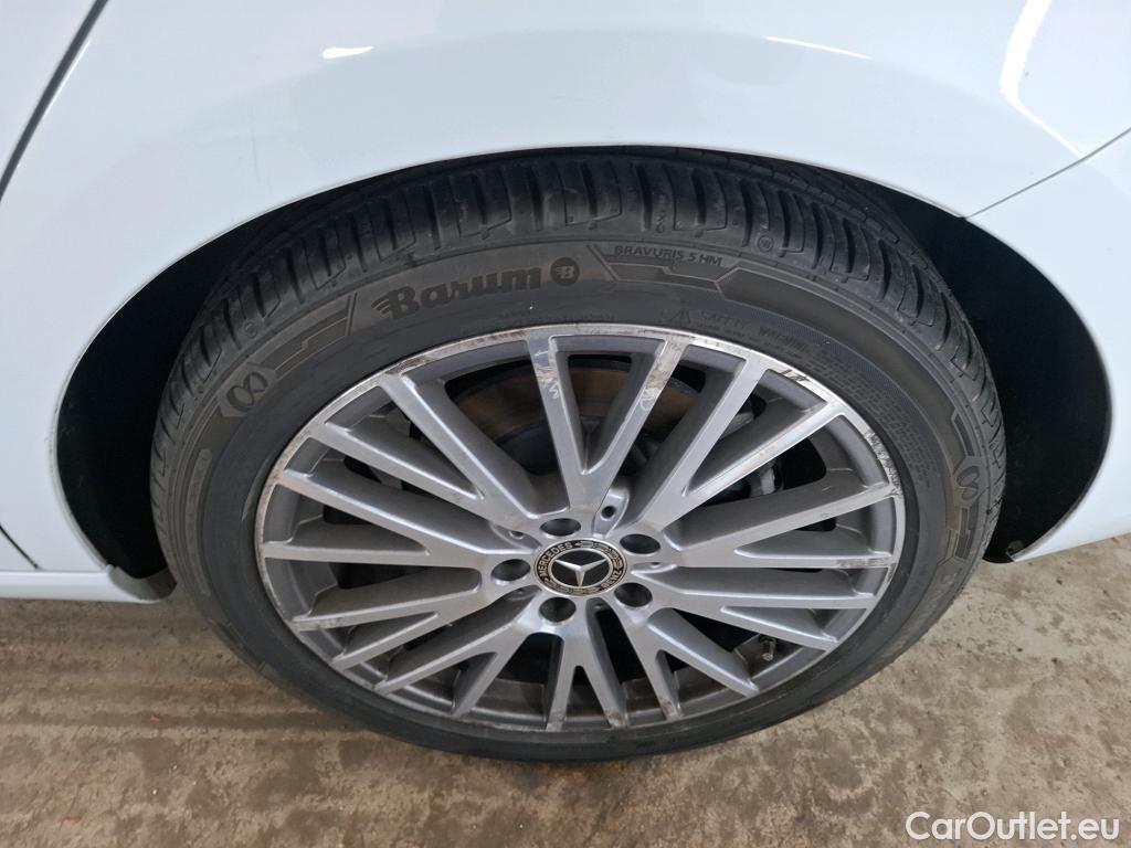  Mercedes  CLA-Klasse MERCEDES-BENZ CLA Coupe / 2019 / 4P / Coupé CLA 200 d Business Line BA8 #11