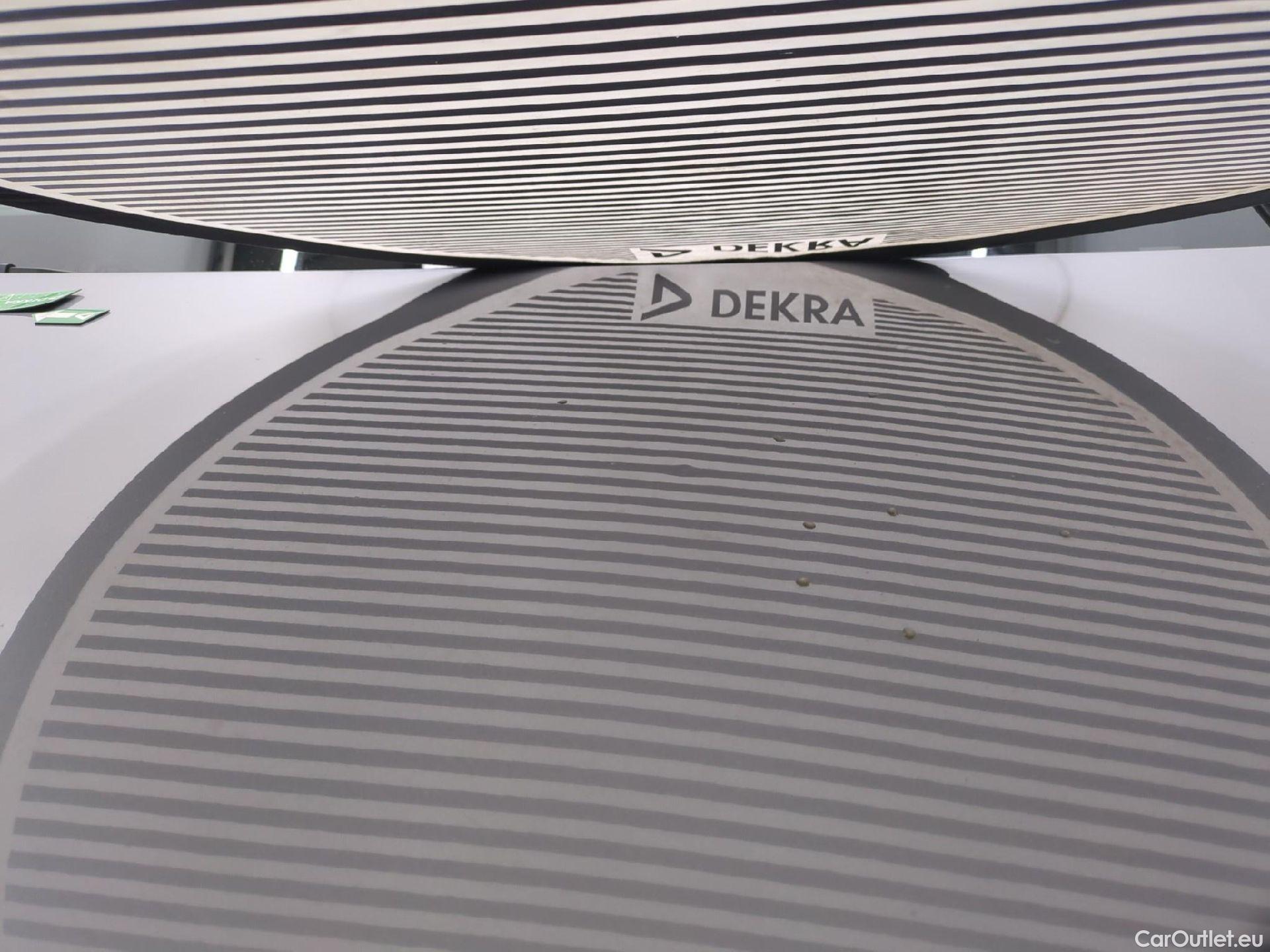  Peugeot  308 PEUGEOT  SW / 2021 / 5P / Break BlueHDi 130 ACTIVE PACK #31