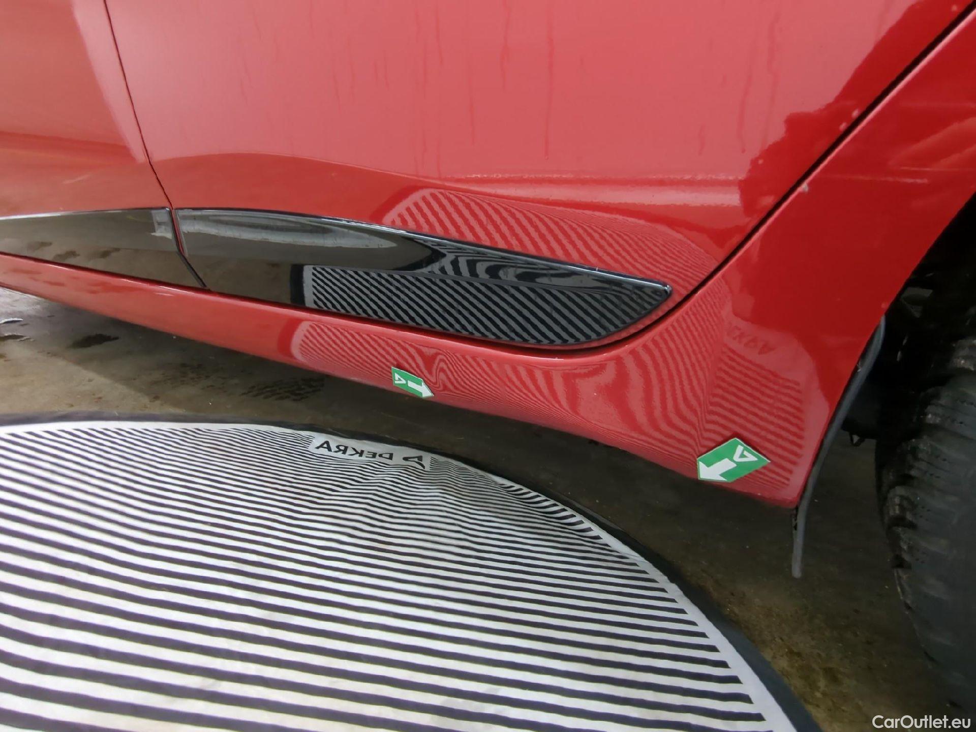  Nissan  Micra NISSAN  5p Berline IG-T 90 Made In France #9