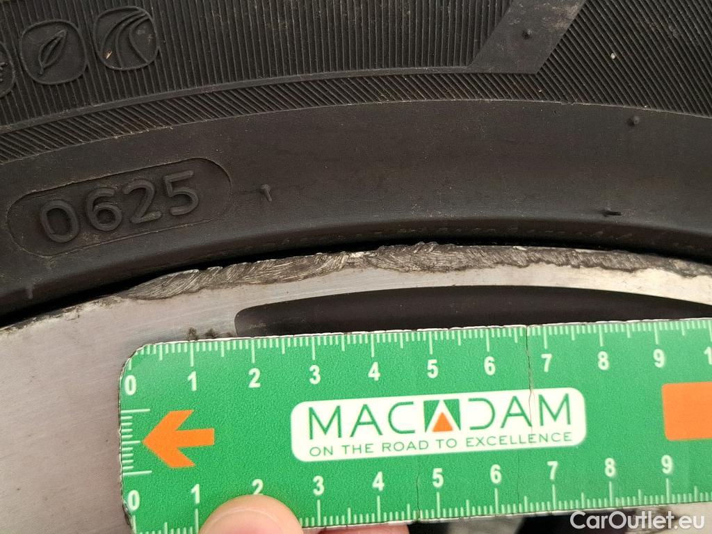  Renault  Megane  IV Berline 5 ptes. Techno 1.5 dCi 115CV BVA7 E6d #19