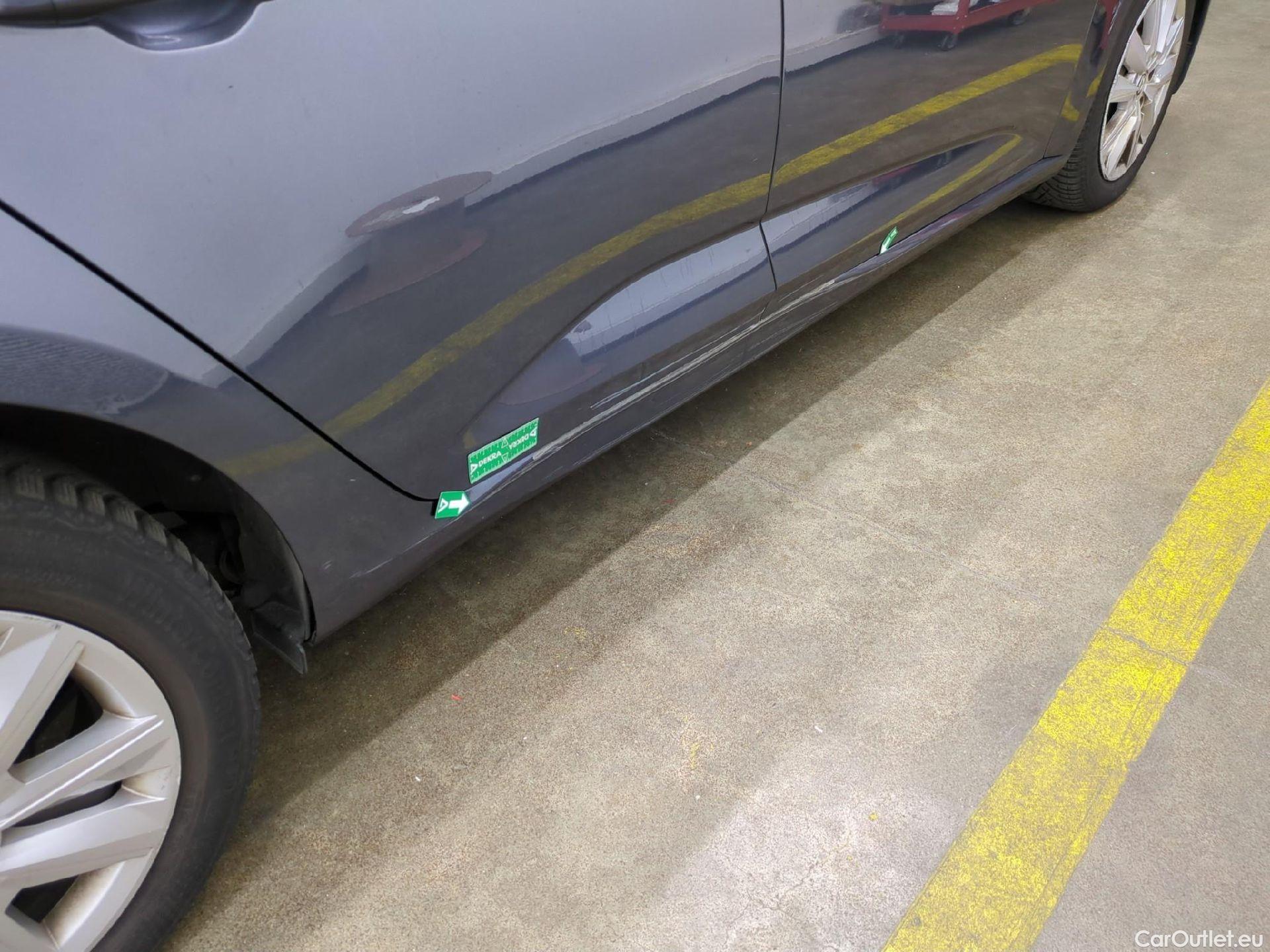  Renault  Megane  IV Berline 5 ptes. Business 1.5 dCi 115CV BVA7 E6d #19