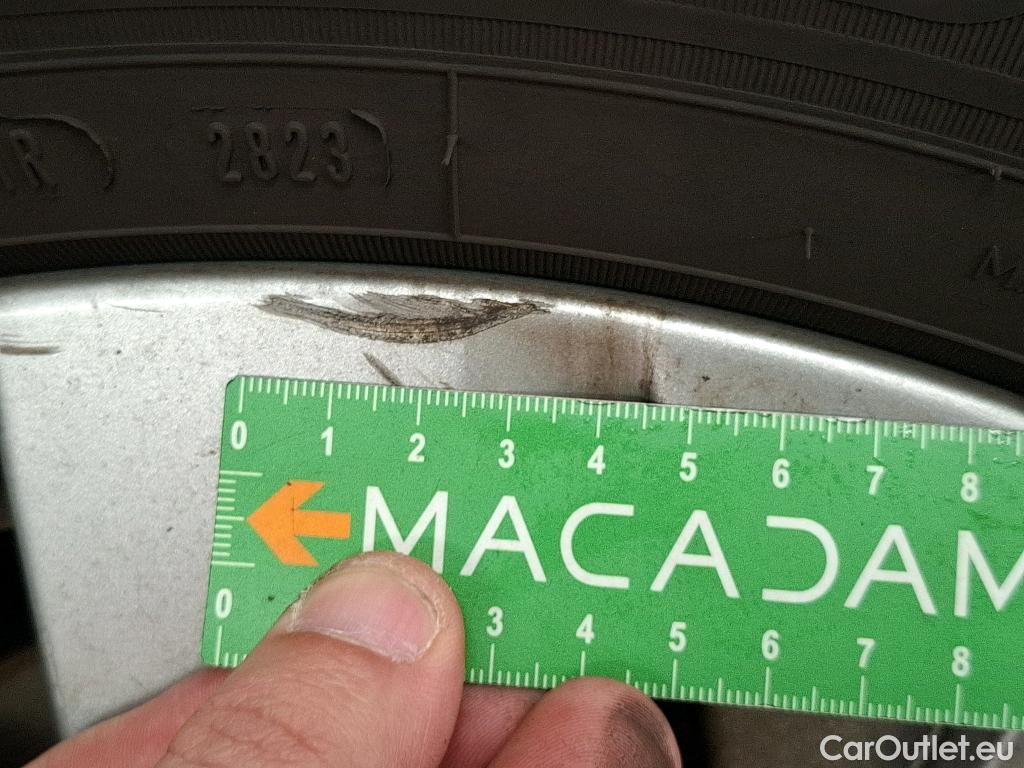  Peugeot  5008  Active Business 1.5 HDi 130CV BVM6 7 Sieges E6dT #58