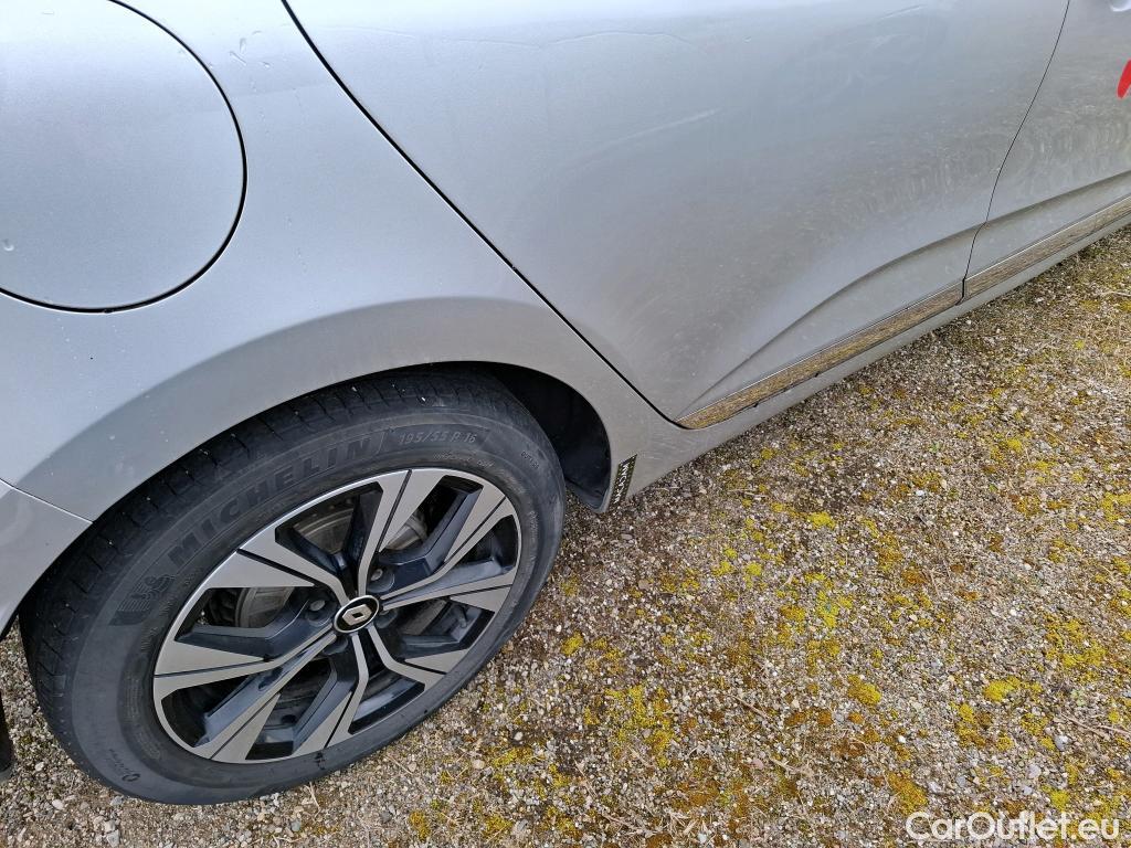  Renault  Clio  V Evolution 1.5 dCi 100CV BVM6 E6d #37