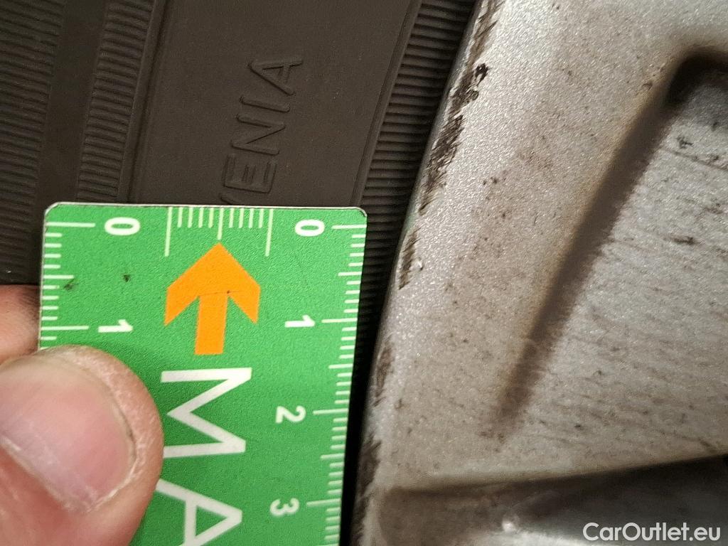  Peugeot  5008  Active Business 1.5 HDi 130CV BVM6 7 Sieges E6dT #80