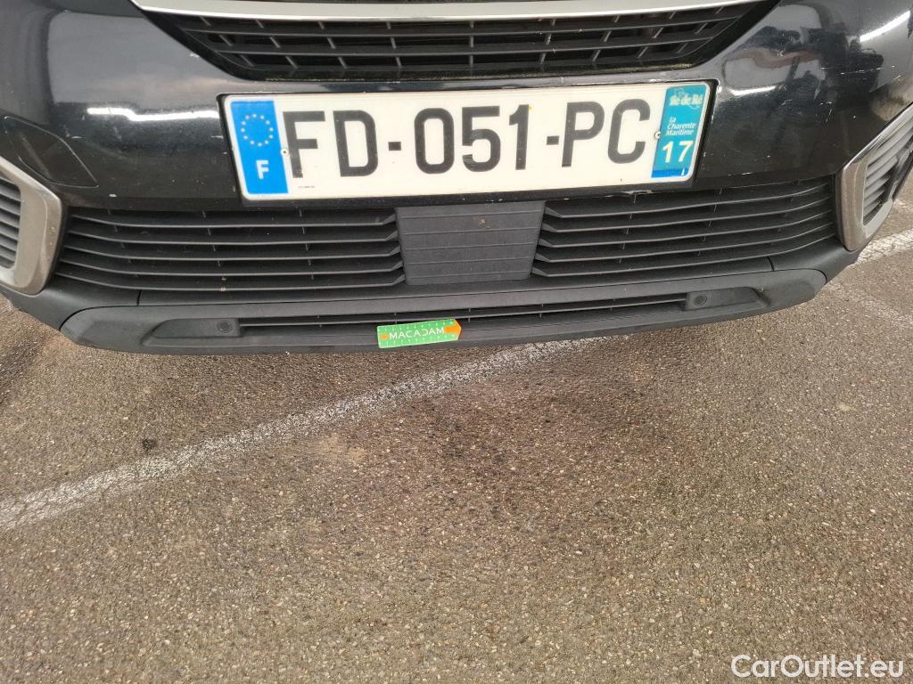  Peugeot  5008  Active Business 1.5 HDi 130CV BVM6 7 Sieges E6dT #52