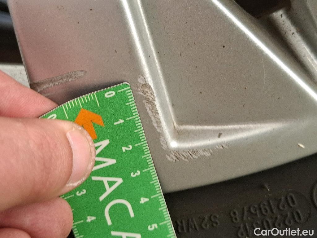  Peugeot  5008  Active Business 1.5 HDi 130CV BVM6 7 Sieges E6dT #89