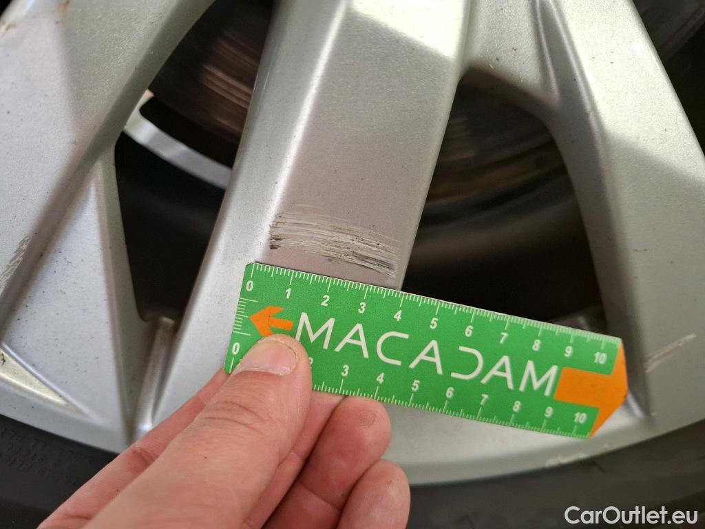  Peugeot  5008  Active Business 1.5 HDi 130CV BVM6 7 Sieges E6dT #85