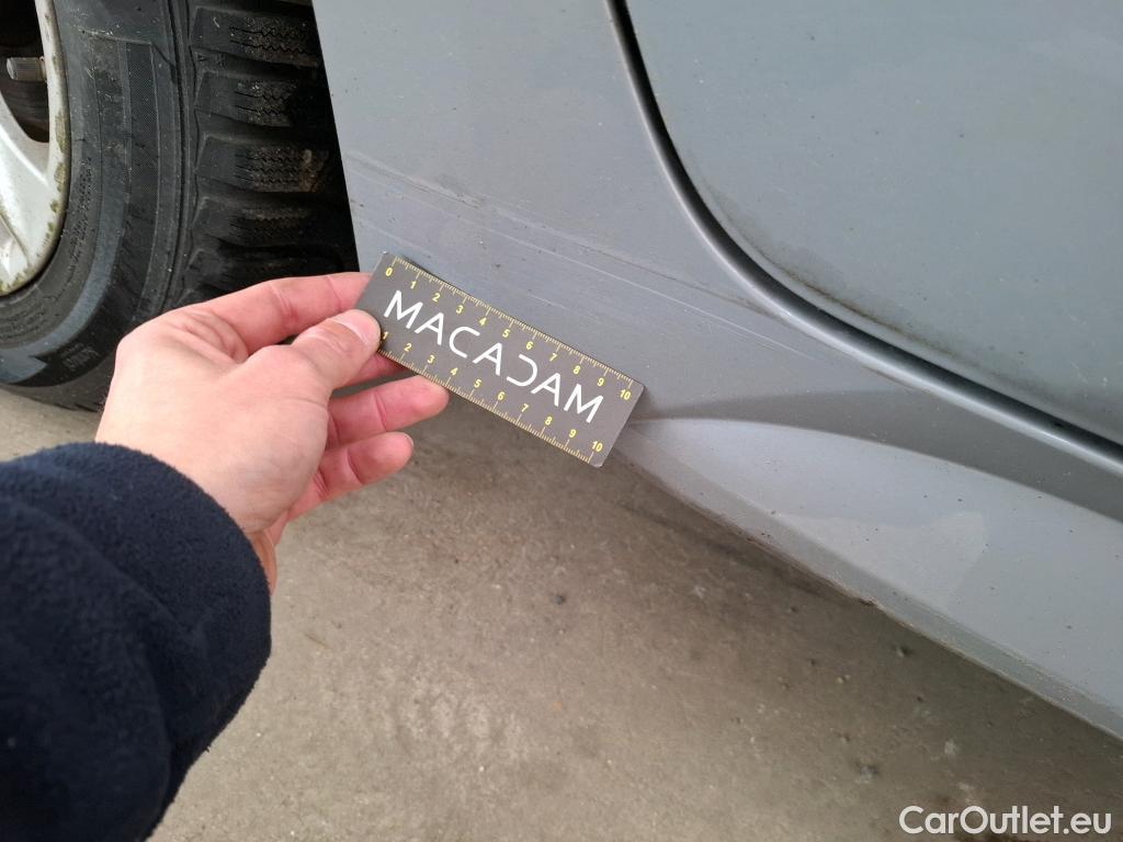  Toyota  Corolla TOYOTA  5p Berline Hybride 122h Dynamic Business #25