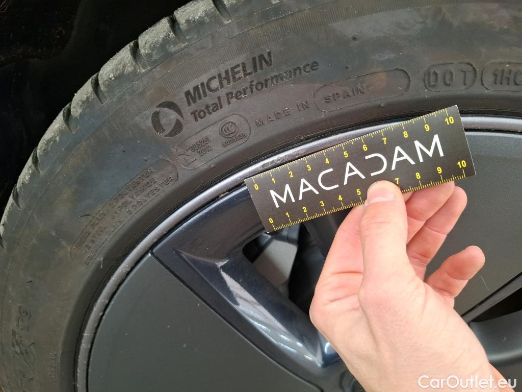  Tesla  Model 3 TESLA  / 2018 / 4P / Berline Propulsion #26