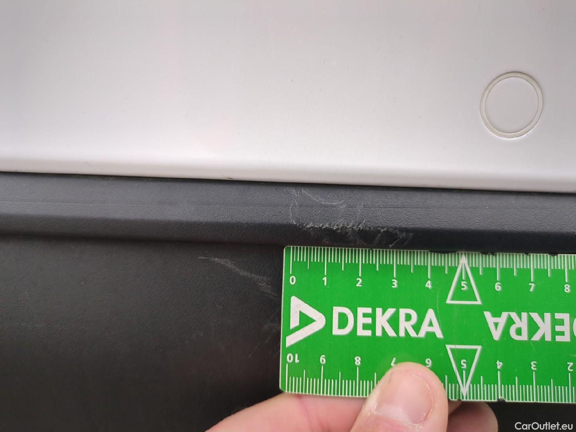  Tesla  Model Y TESLA  / 2020 / 5P / SUV Performance Dual Motor AWD #30