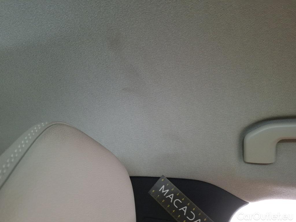  Volvo  XC 40 VOLVO XC40 2017 5P SUV Recharge T5 262 DCT7 Inscription #51