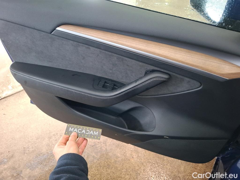  Tesla  Model 3 TESLA  / 2018 / 4P / Berline Propulsion / VO RECONDITIONNE / PHOTOS AVANT RECONDITIONNEMENT
 #14