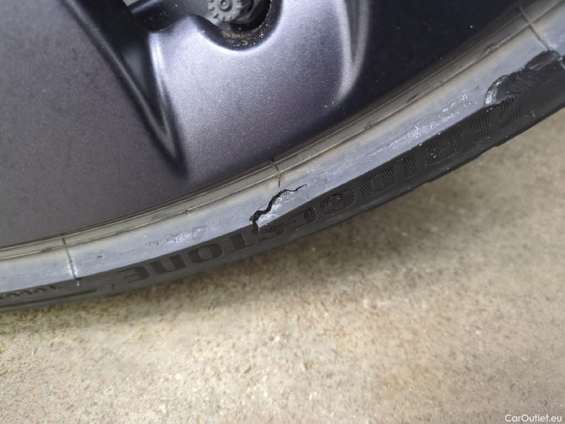  Tesla  Model Y TESLA  / 2020 / 5P / SUV Performance Dual Motor AWD #17