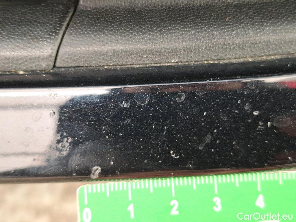  Volkswagen  Golf  / 2020 / 5P / Berline 2.0 TDI SCR 115 DSG7 LIFE BUSINESS #13