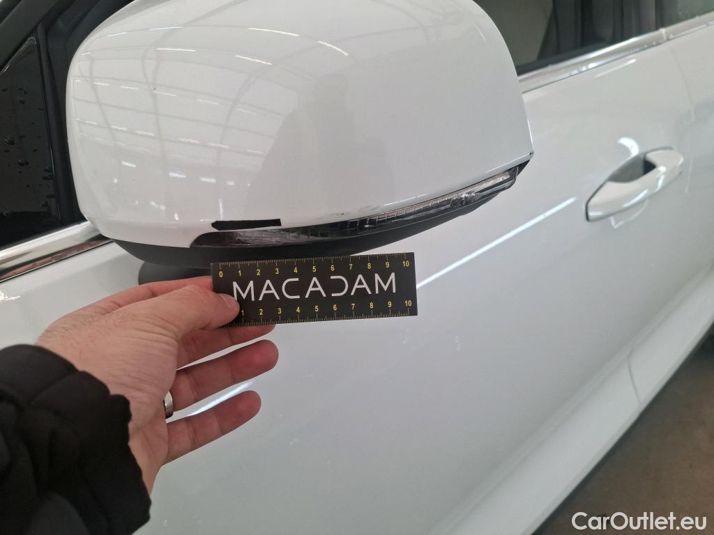  Volvo  XC 40 VOLVO XC40 2017 5P SUV Recharge T5 262 DCT7 Inscription #34