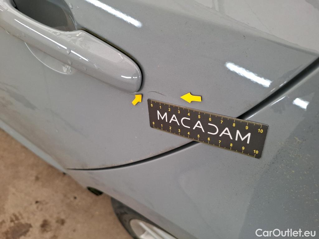  Toyota  Corolla TOYOTA  5p Berline Hybride 122h Dynamic Business #51