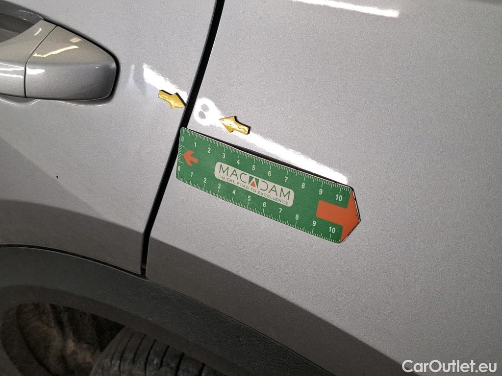  Volkswagen  T-ROC VOLKSWAGEN  / 2021 / 5P / SUV 1.5 TSI 150 EVO STYLE DSG7 #12