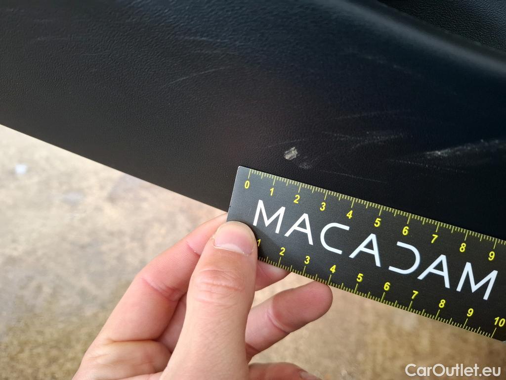  Tesla  Model 3 TESLA  / 2018 / 4P / Berline Propulsion / VO RECONDITIONNE / PHOTOS AVANT RECONDITIONNEMENT
 #16