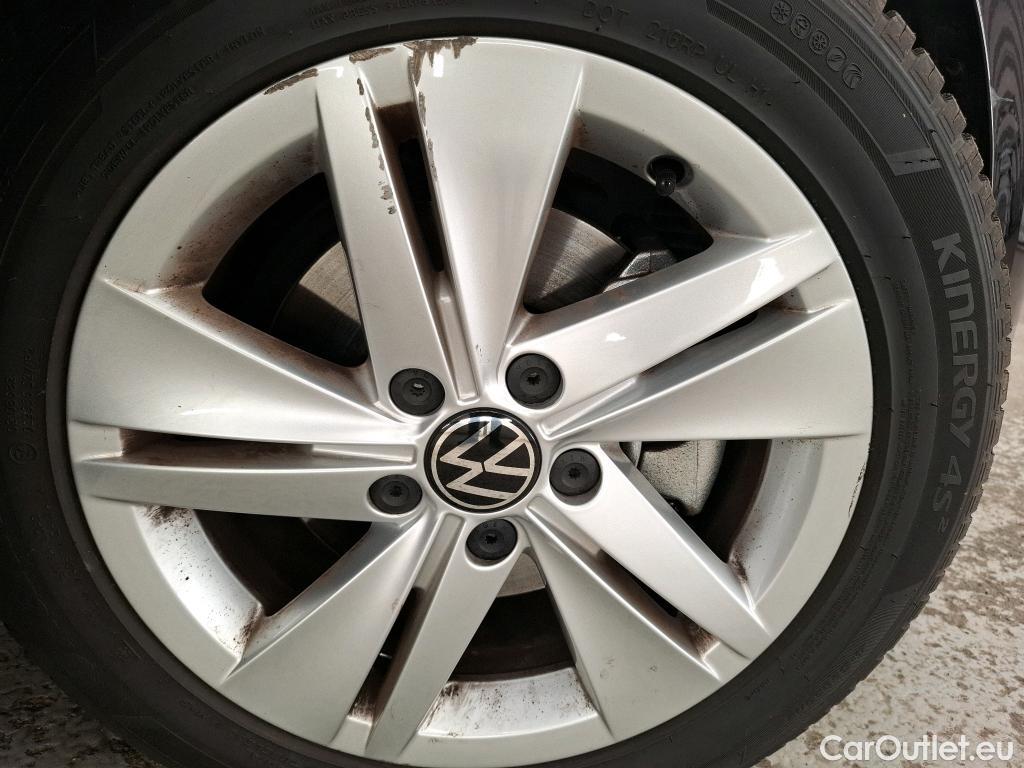  Volkswagen  Golf  / 2020 / 5P / Berline 2.0 TDI SCR 115 DSG7 LIFE BUSINESS #2