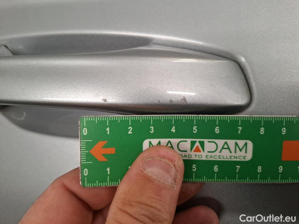  Volkswagen  T-ROC VOLKSWAGEN  / 2021 / 5P / SUV 1.5 TSI 150 EVO STYLE DSG7 #16