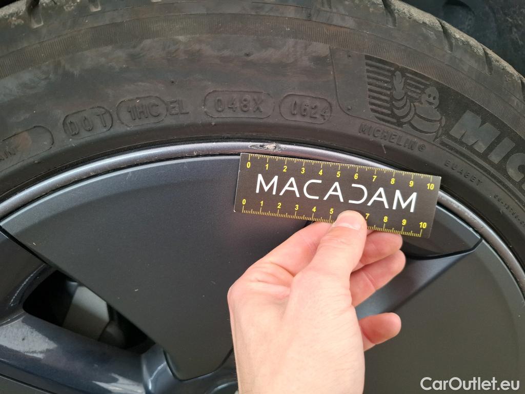  Tesla  Model 3 TESLA  / 2018 / 4P / Berline Propulsion #25