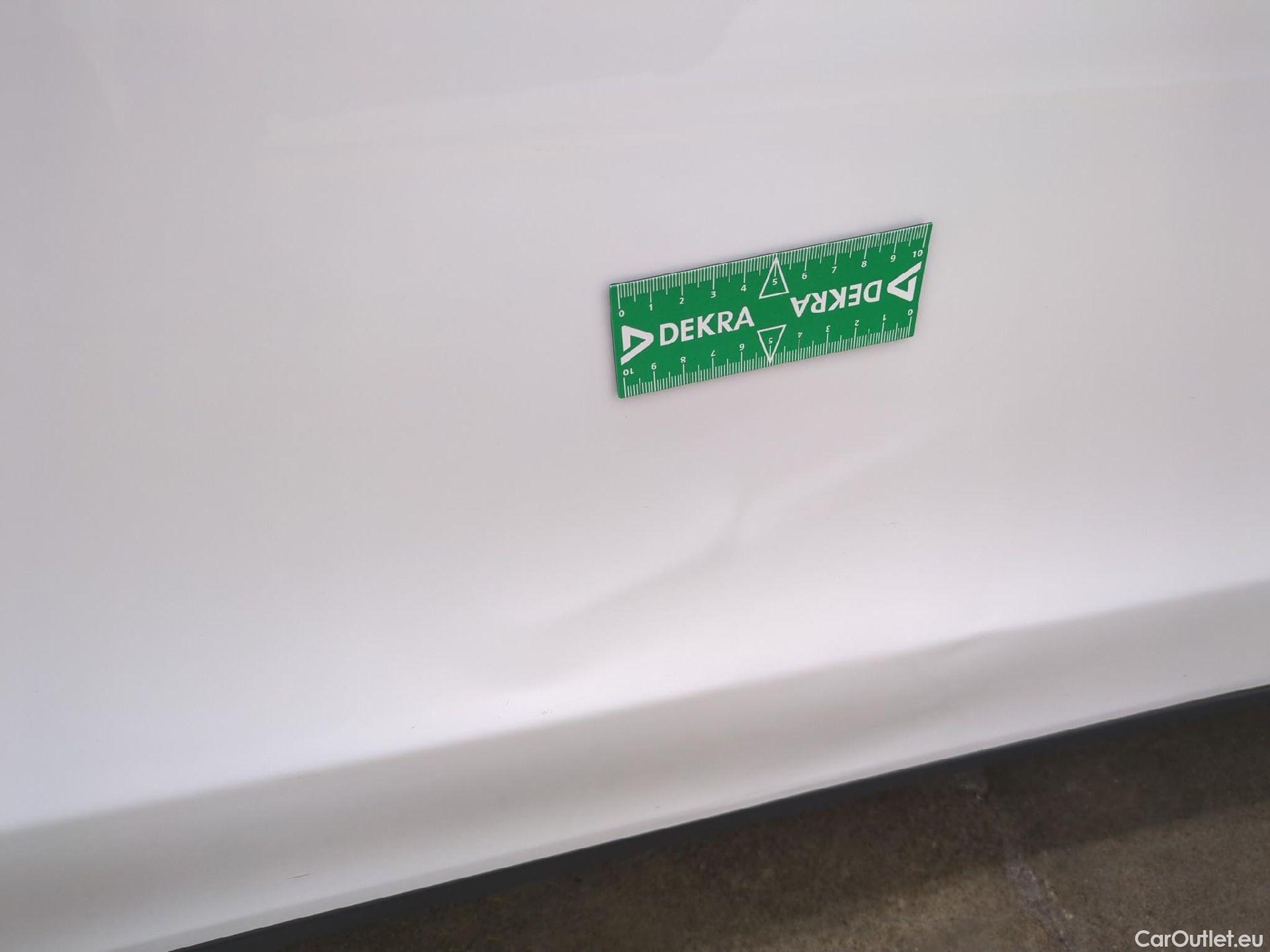  Tesla  Model Y TESLA  / 2020 / 5P / SUV Performance Dual Motor AWD #33