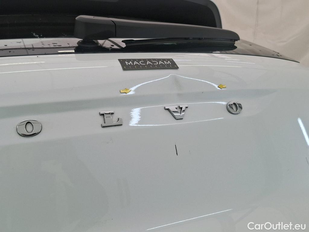  Volvo  XC 40 VOLVO XC40 2017 5P SUV Recharge T5 262 DCT7 Inscription #2