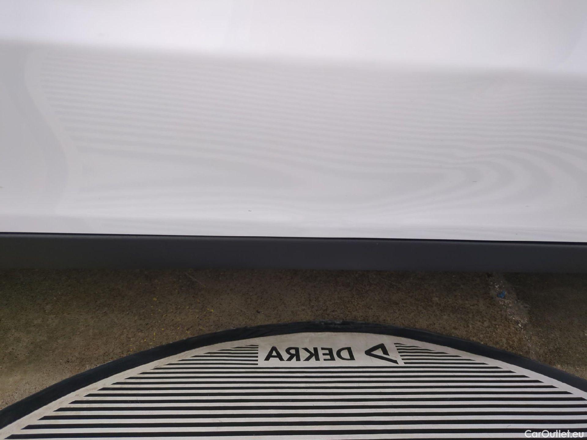  Tesla  Model Y TESLA  / 2020 / 5P / SUV Performance Dual Motor AWD #36