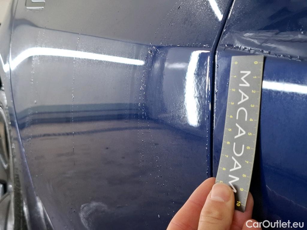  Tesla  Model 3 TESLA  / 2018 / 4P / Berline Propulsion / VO RECONDITIONNE / PHOTOS AVANT RECONDITIONNEMENT
 #2