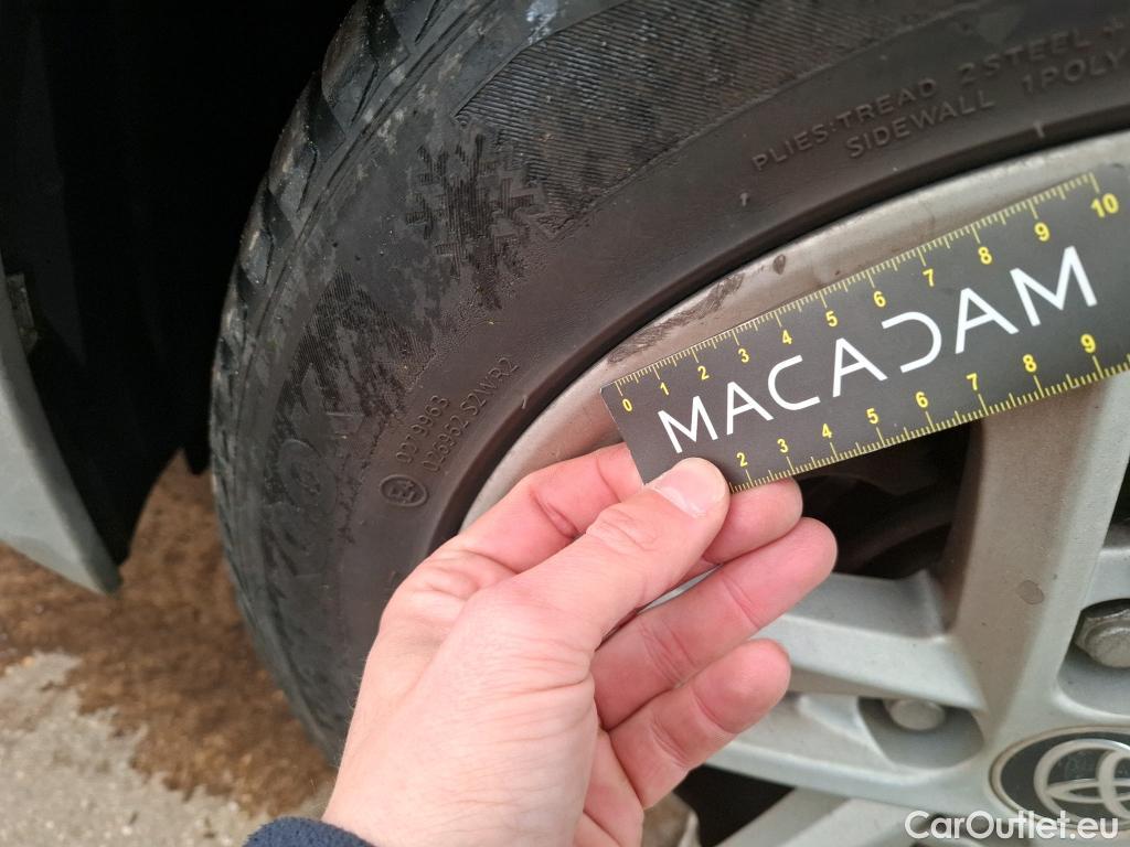  Toyota  Corolla TOYOTA  5p Berline Hybride 122h Dynamic Business #62