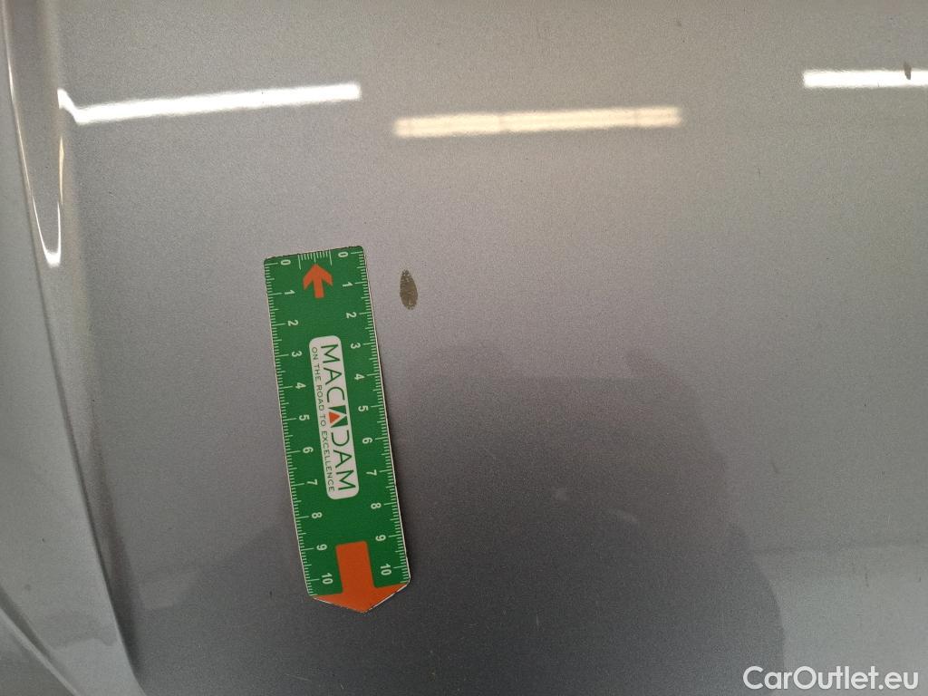  Volkswagen  T-ROC VOLKSWAGEN  / 2021 / 5P / SUV 1.5 TSI 150 EVO STYLE DSG7 #14