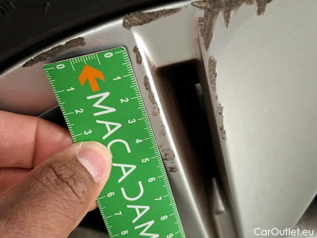  Volkswagen  Golf  / 2020 / 5P / Berline 2.0 TDI SCR 115 DSG7 LIFE BUSINESS #5