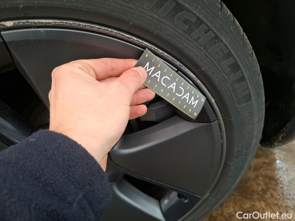  Tesla  Model 3 TESLA  / 2018 / 4P / Berline Propulsion #20