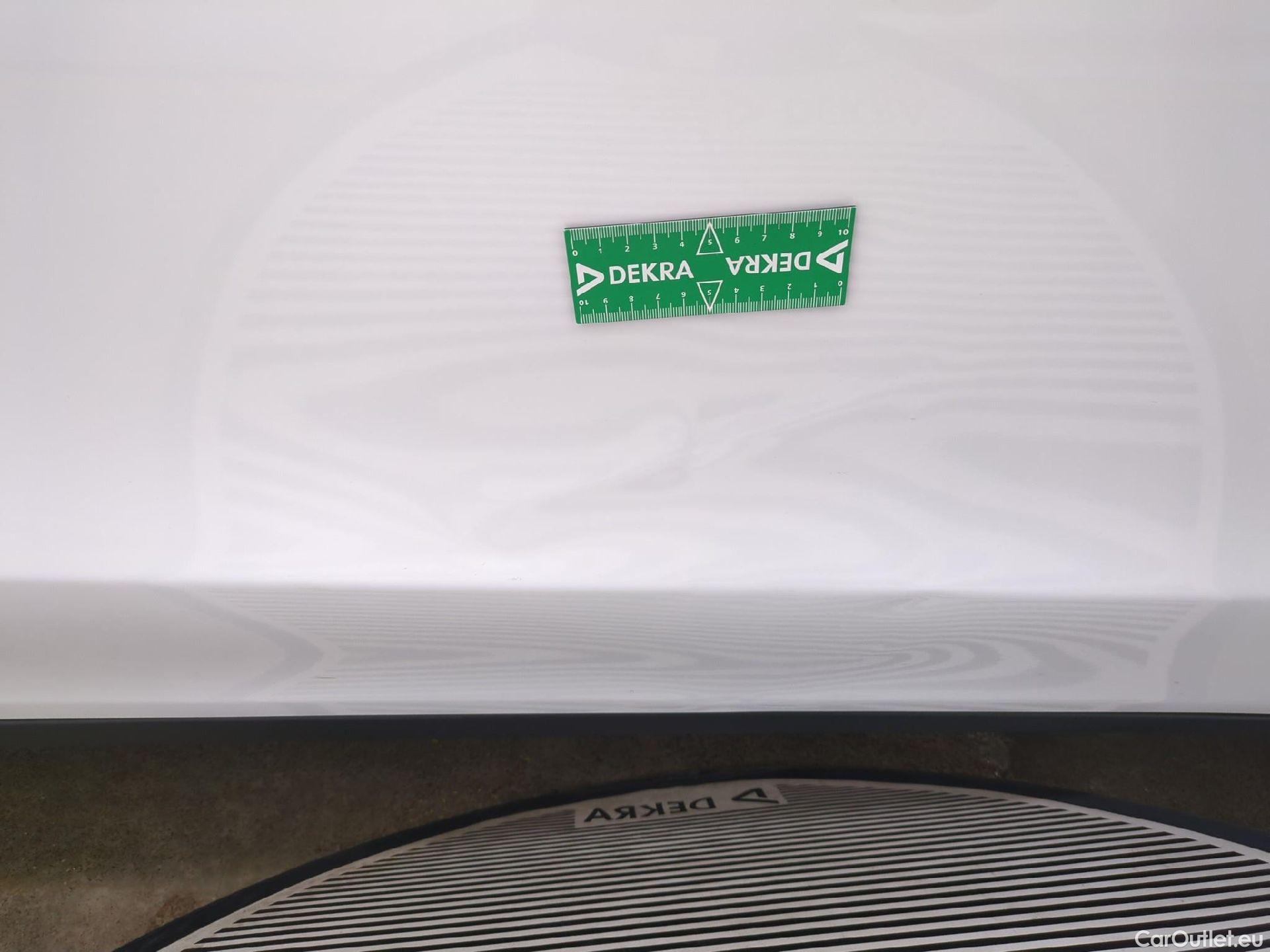  Tesla  Model Y TESLA  / 2020 / 5P / SUV Performance Dual Motor AWD #35