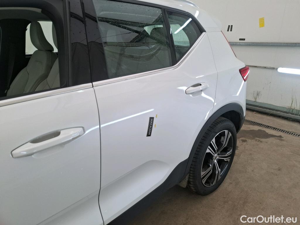  Volvo  XC 40 VOLVO XC40 2017 5P SUV Recharge T5 262 DCT7 Inscription #31